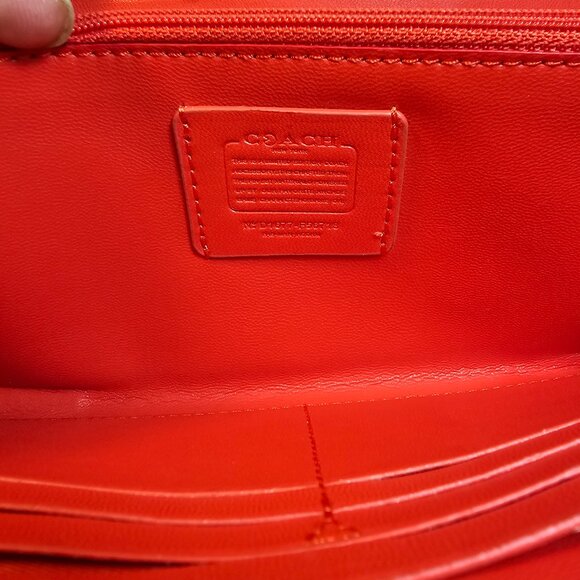 Coach Cherry Design Pac-Man wallet - Picture 6 of 9